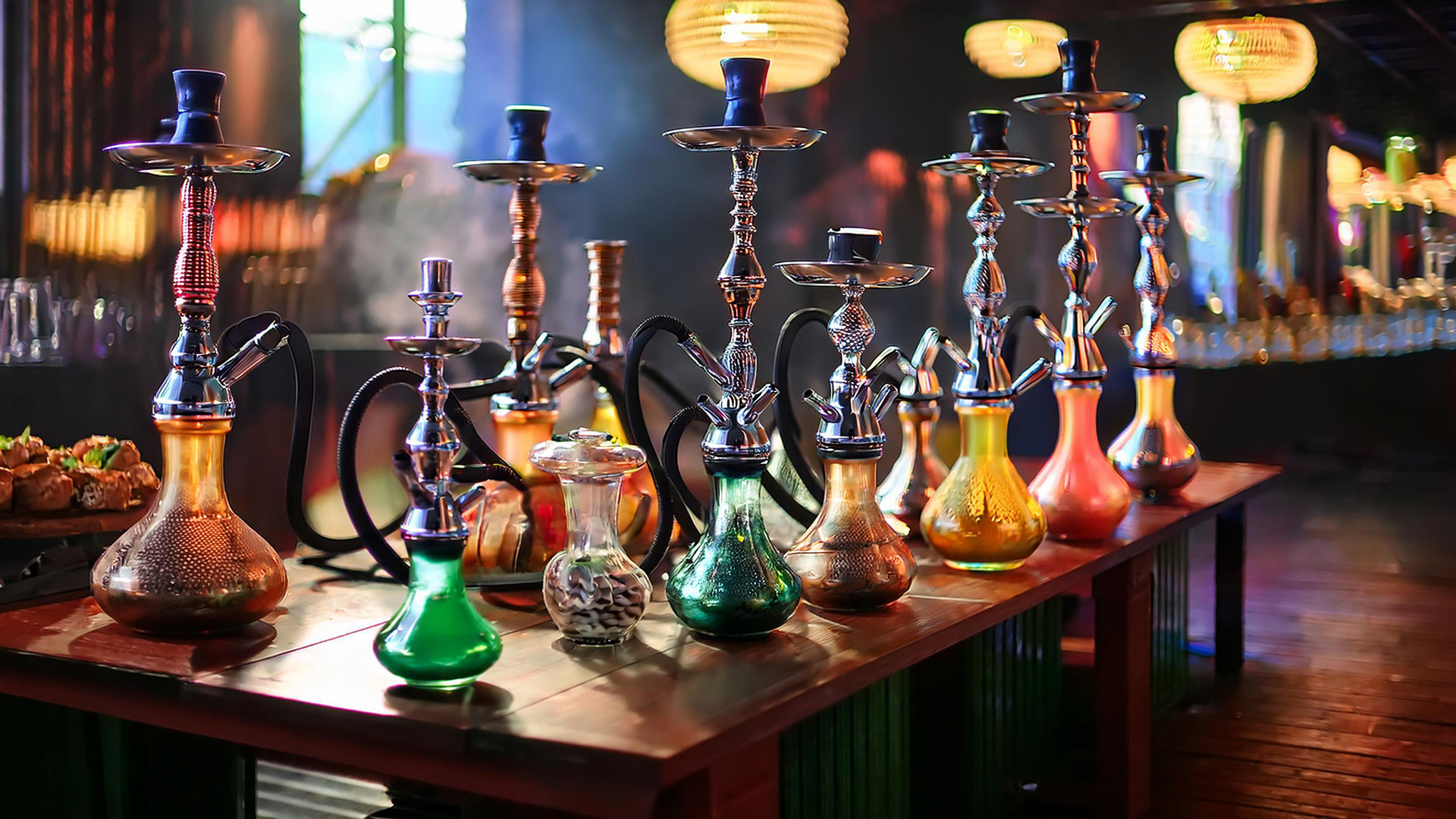 How to Incorporate Hookah into Your Dinner Party for a Unique Touch